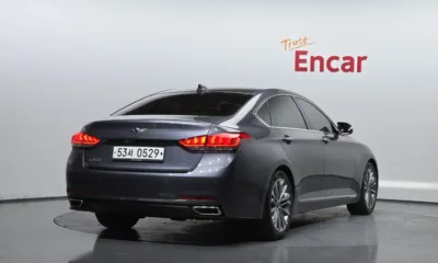 Hyundai Genesis 2016, 101050 км, за 7598.28 USD