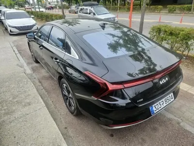 Kia K8 2023, 81000 км, за 16895.27 USD