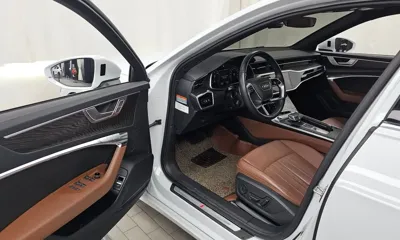 Audi A6 2023, 55462 км, за 27915.32 USD - фото 10