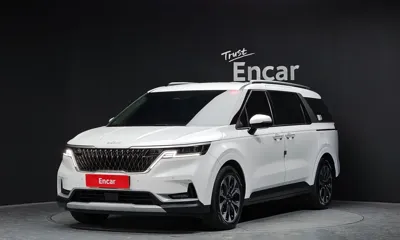 Kia Canival · 2023 год