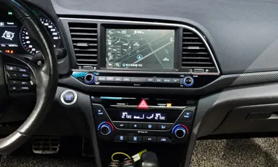 Hyundai Avante 2018, 134321 км, за 6432.98 USD - фото 14