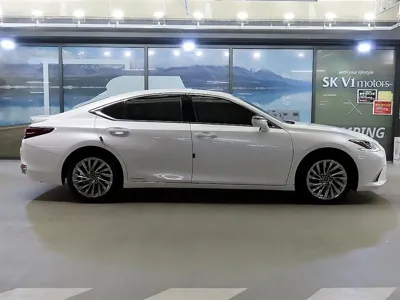 Lexus ES 2021, 103191 км, за 23762.64 USD