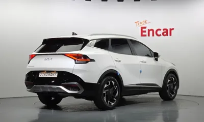 Kia Sportage 2023, 76410 км, за 15961.63 USD
