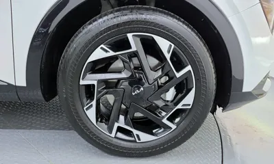 Kia Sportage 2023, 76410 км, за 15961.63 USD