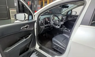 Kia Sportage 2023, 76410 км, за 15961.63 USD - фото 10