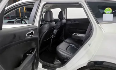 Kia Sportage 2023, 76410 км, за 15961.63 USD - фото 11