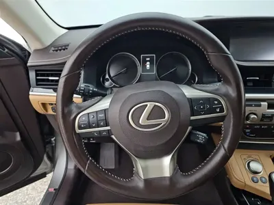 Lexus ES 2017, 58500 км, за 15448.67 USD - фото 11