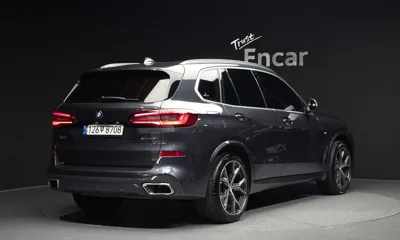 BMW X5 2022, 98301 км, за 42260.84 USD