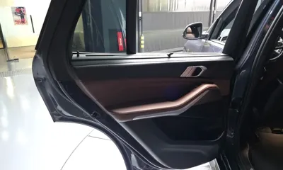 BMW X5 2022, 98301 км, за 42260.84 USD - фото 25