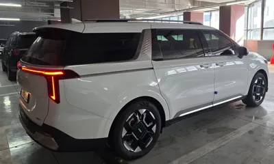Kia Canival 2025, 17000 км, за 20126.11 USD