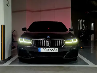 BMW 5-Series · 2022 год