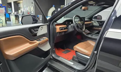 Lincoln Aviator 2022, 73199 км, за 25928.35 USD - фото 10