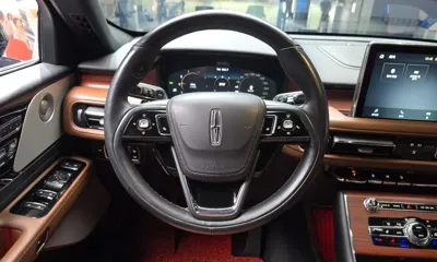 Lincoln Aviator 2022, 73199 км, за 25928.35 USD - фото 13