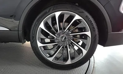 Lincoln Aviator 2022, 73199 км, за 25928.35 USD - фото 21