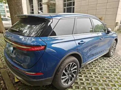 Lincoln Corsair 2022, 9000 км, за 15073.14 USD