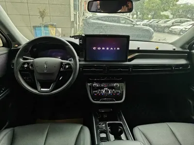 Lincoln Corsair 2022, 9000 км, за 15073.14 USD - фото 10