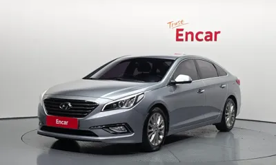 Hyundai Sonata · 2015 год
