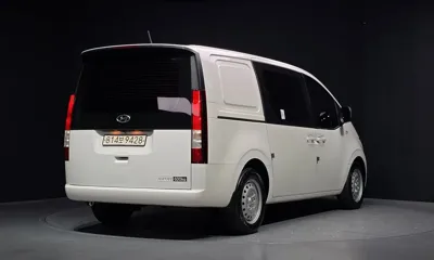 Hyundai Staria 2023, 131043 км, за 11579.51 USD