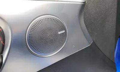 Genesis G70 2020, 44684 км, за 18708.15 USD - фото 35