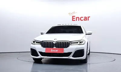 BMW 5-Series 2022, 27816 км, за 28807.92 USD