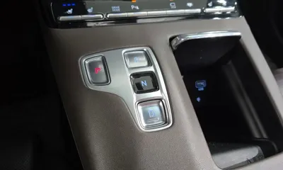 Hyundai Grandeur 2020, 174824 км, за 9425.99 USD - фото 9
