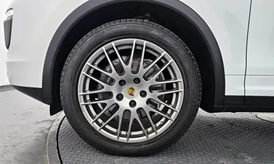 Porsche Cayenne 2016, 130951 км, за 22004.72 USD