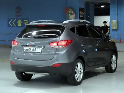 Hyundai Tucson 2011, 186653 км, за 2593.77 USD