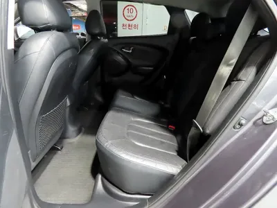 Hyundai Tucson 2011, 186653 км, за 2582.03 USD - фото 7
