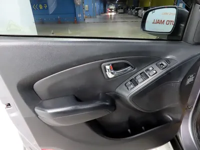 Hyundai Tucson 2011, 186653 км, за 2582.03 USD - фото 13