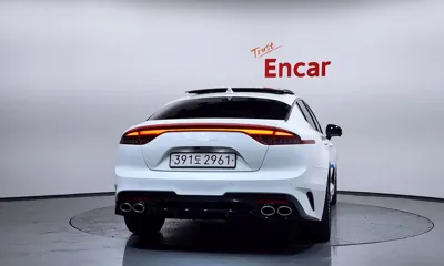 Kia Stinger 2023, 39492 км, за 19735.08 USD
