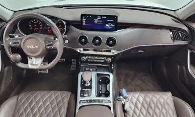 Kia Stinger 2023, 39492 км, за 19735.08 USD - фото 7