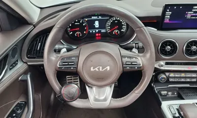 Kia Stinger 2023, 39492 км, за 19735.08 USD - фото 13