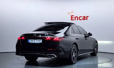 Mercedes-Benz E-Class 2025, 13828 км, за 58631.95 USD
