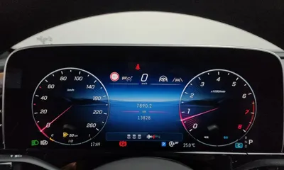 Mercedes-Benz E-Class 2025, 13828 км, за 58631.95 USD - фото 8
