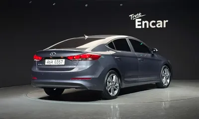 Hyundai Avante 2017, 103416 км, за 5112.28 USD