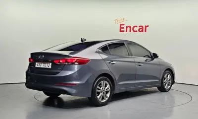 Hyundai Avante 2017, 74721 км, за 6498.62 USD