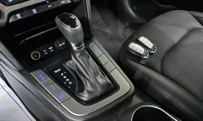 Hyundai Avante 2017, 74721 км, за 6449.51 USD - фото 9