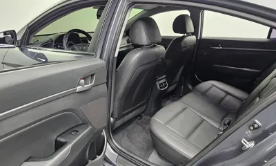 Hyundai Avante 2017, 74721 км, за 6449.51 USD - фото 11