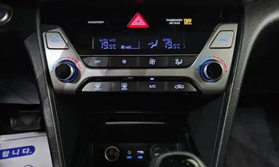Hyundai Avante 2017, 74721 км, за 6449.51 USD - фото 19