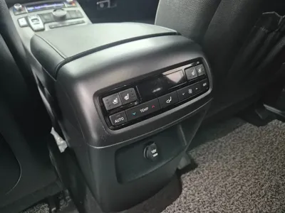 Hyundai Palisade 2020, 132305 км, за 15426.02 USD - фото 9