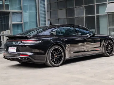 Porsche Panamera 2022, 44000 км, за 108591.18 USD