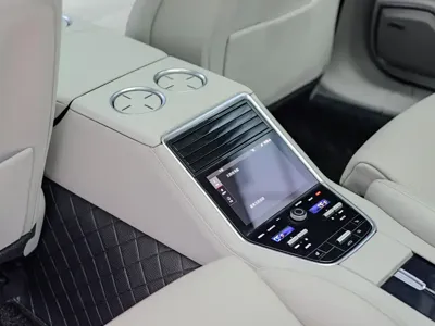 Porsche Panamera 2022, 44000 км, за 108898.65 USD - фото 9