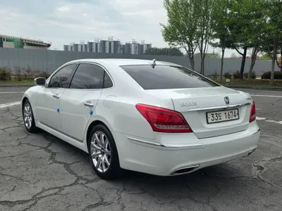 Hyundai Equus 2012, 73234 км, за 6940.78 USD