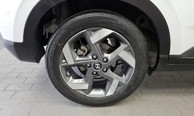 Hyundai Venue 2020, 118906 км, за 8450.88 USD