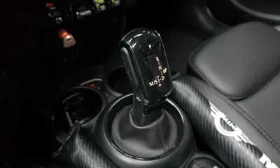 MINI Cooper 2018, 71114 км, за 5907.84 USD - фото 9