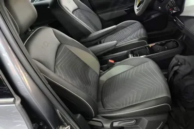 Volkswagen ID.3 2024, 34800 км, за 14023 USD - фото 23
