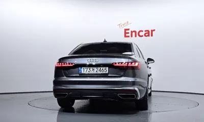 Audi A4 2021, 72038 км, за 15698.89 USD