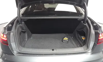 Audi A4 2021, 72038 км, за 15698.89 USD - фото 20