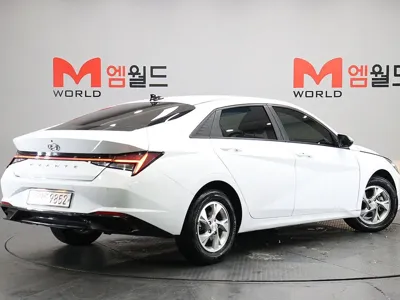 Hyundai Avante 2022, 113400 км, за 6494.18 USD