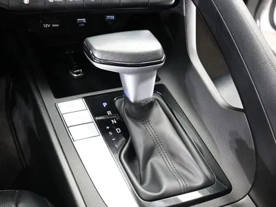 Hyundai Avante 2022, 113400 км, за 6494.18 USD - фото 12